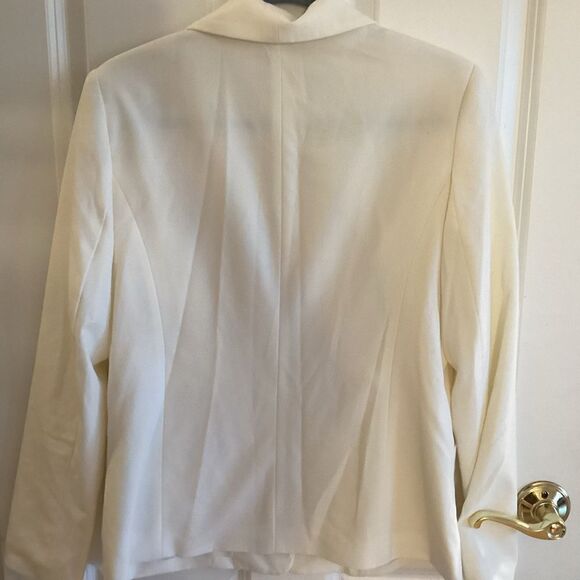 NWOT. 212 Collection Brand Women’s 12 Single Button Fully Lined Eggshell Blazer - Picture 6 of 9